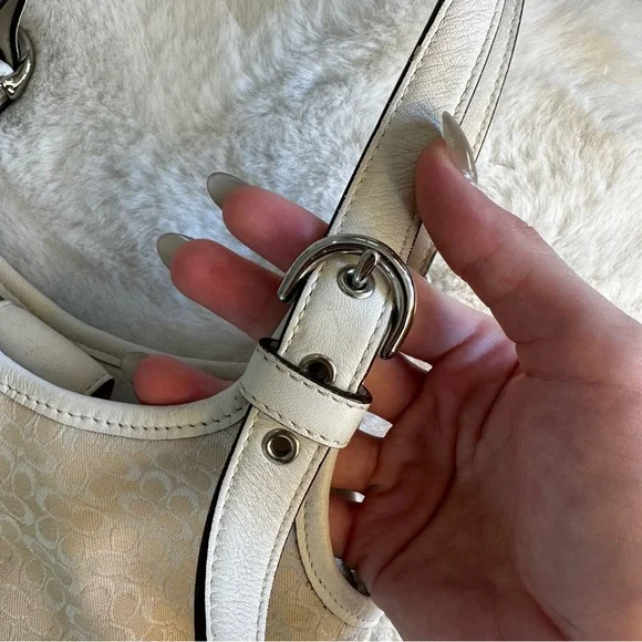 Coach Vintage Soho CC Signature Logo & Leather Shoulder Bag 7025 - Picture 5 of 17